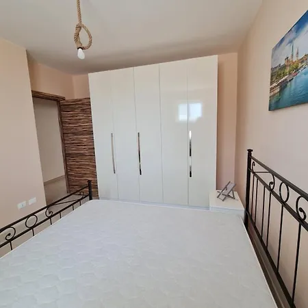 Mirante Apartment *